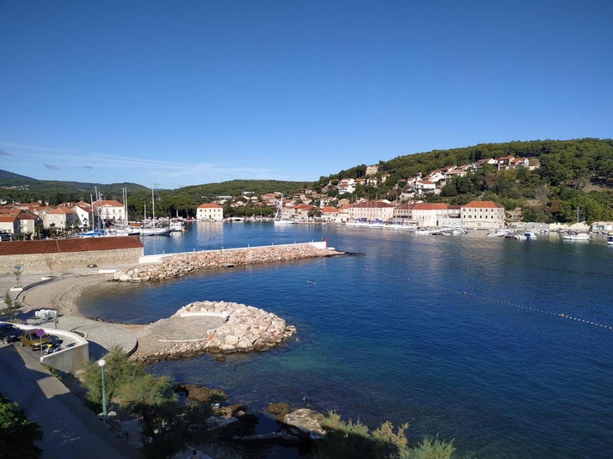 Apartments Peronja Jelsa Seafront Jelsa (Hvar) Exterior foto