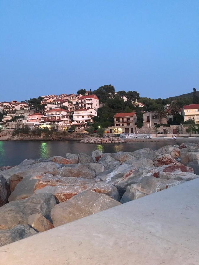 Apartments Peronja Jelsa Seafront Jelsa (Hvar) Exterior foto