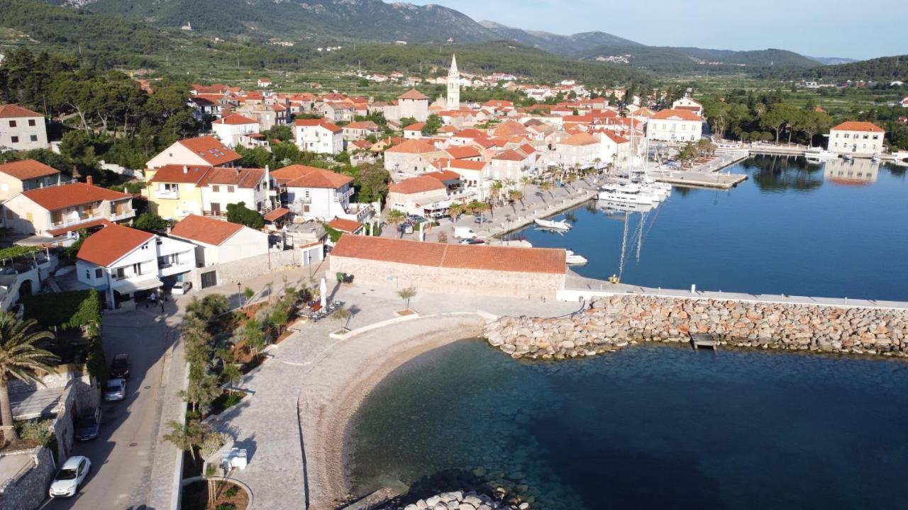 Apartments Peronja Jelsa Seafront Jelsa (Hvar) Exterior foto