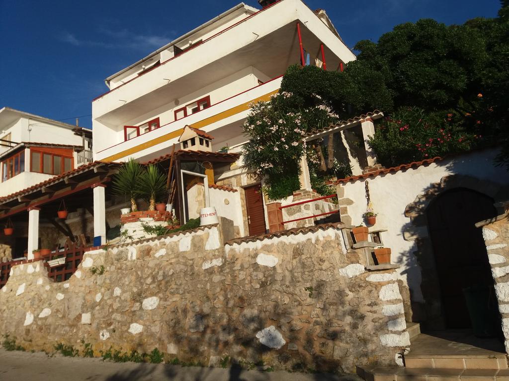 Apartments Peronja Jelsa Seafront Jelsa (Hvar) Exterior foto